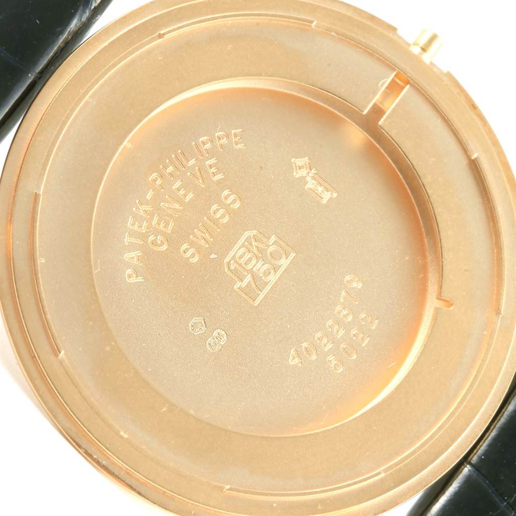 This image shows the back cover of the Patek Philippe 5022 Yellow Gold Champagne Dial 5022 Yellow Gold Champagne Dial Calatrava Officier Yellow Gold Manual Wind Watch 5022.