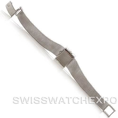 This image shows the mesh bracelet of a Vintage Patek Philippe watch, including the clasp from a top-down angle.