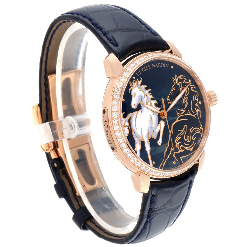 The image shows a side view of the Ulysse Nardin Classico 8156-111-B-2 Men
s Rose Gold Blue Dial 8156-111-B-2 Men
s Rose Gold Blue Dial watch, highlighting its face, bezel, and strap.
