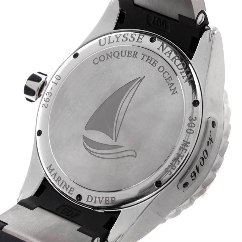 The image shows the back case and part of the strap of a Ulysse Nardin Diver 263-10-3-92 Men
s Stainless Steel Black Dial 263-10-3-92 Men
s Stainless Steel Black Dial watch.