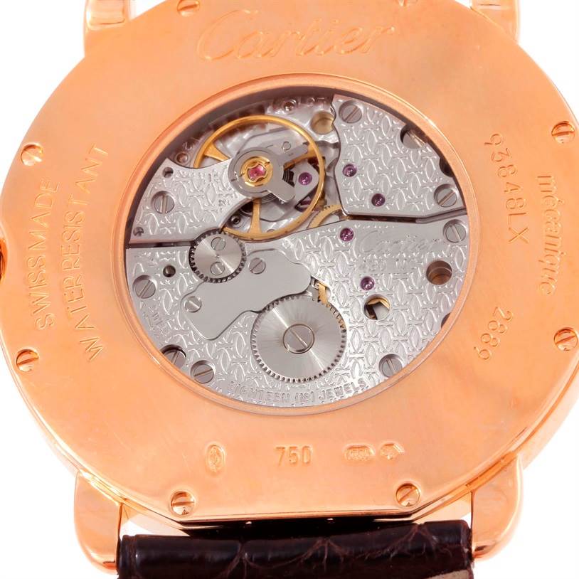The image shows the back view of a Cartier Ronde W6800251 Men
s Rose Gold Silver Dial W6800251 Men
s Rose Gold Silver Dial watch, displaying its intricate mechanical movement.