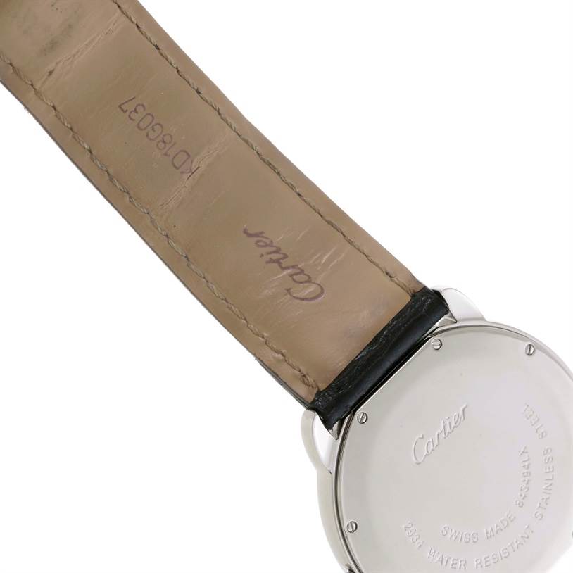 The image shows the back and part of the leather strap of a Cartier Ronde W6700255 Men's Stainless Steel Silver Dial W6700255 Men's Stainless Steel Silver Dial watch.
