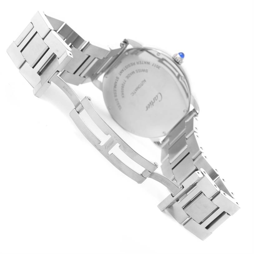 This image shows the back and partially opened clasp of a Cartier Ronde W6701011 Men
s Stainless Steel Silver Dial W6701011 Men
s Stainless Steel Silver Dial model watch.