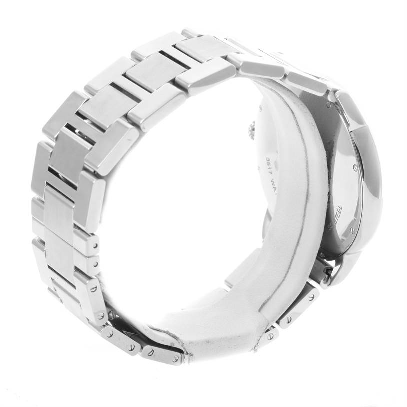 This image shows the side and back view of a Cartier Ronde W6701011 Men
s Stainless Steel Silver Dial W6701011 Men
s Stainless Steel Silver Dial model watch, highlighting its bracelet and case back.