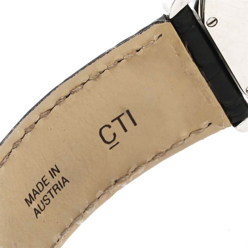 This image shows a close-up of the strap and part of the case back of the Cartier Ronde W6700255 Stainless Steel Silver Dial W6700255 Stainless Steel Silver Dial watch.