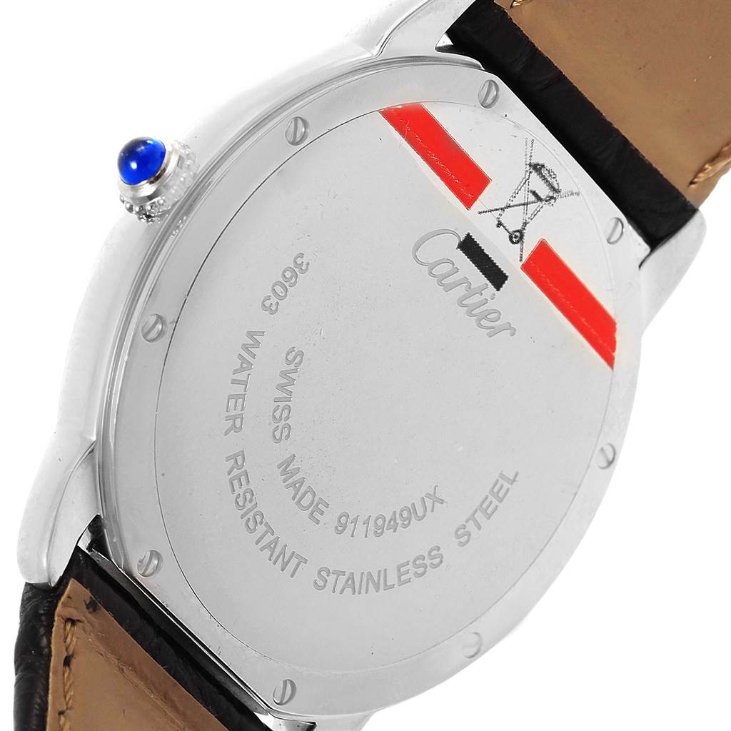 The image shows the back case and leather strap of the Cartier Ronde W6700255 Stainless Steel Silver Dial W6700255 Stainless Steel Silver Dial watch, highlighting its water-resistant stainless steel back.