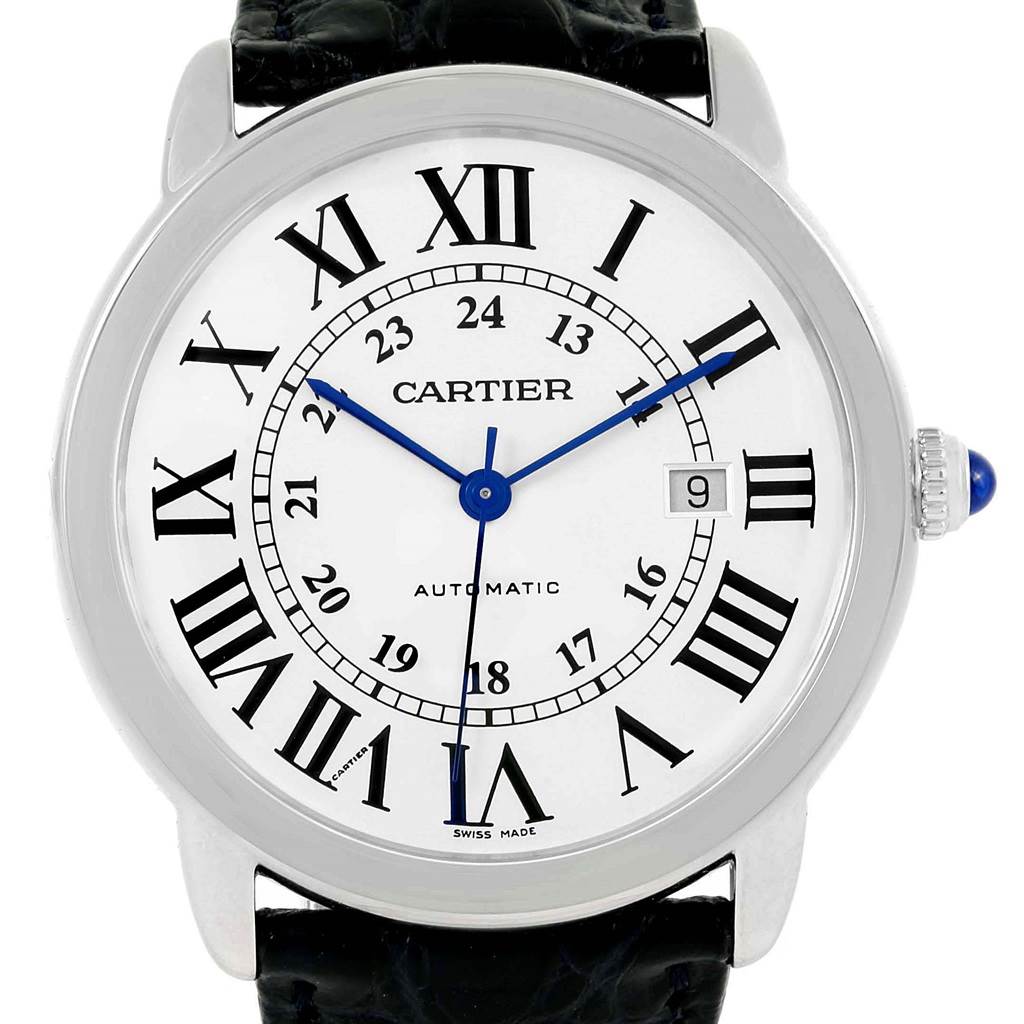 The image shows a front-facing angle of the Cartier Ronde W6701010 Men
s Stainless Steel Silver Dial W6701010 Men
s Stainless Steel Silver Dial watch, displaying its face, Roman numeral markers, blue hands, date window, and part of the strap.