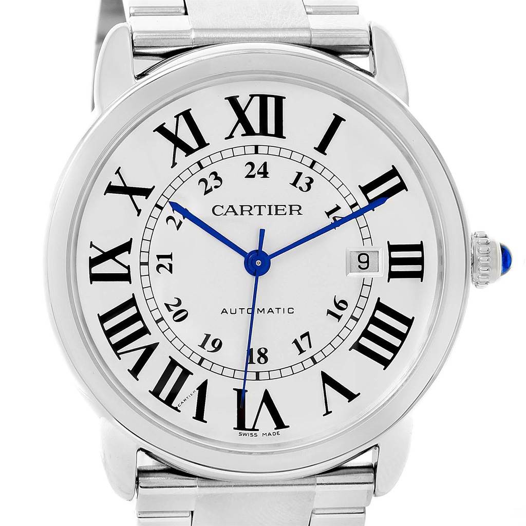 The image shows a close-up view of the Cartier Ronde W6701011 Men
s Stainless Steel Silver Dial W6701011 Men
s Stainless Steel Silver Dial watch dial and part of the bracelet.