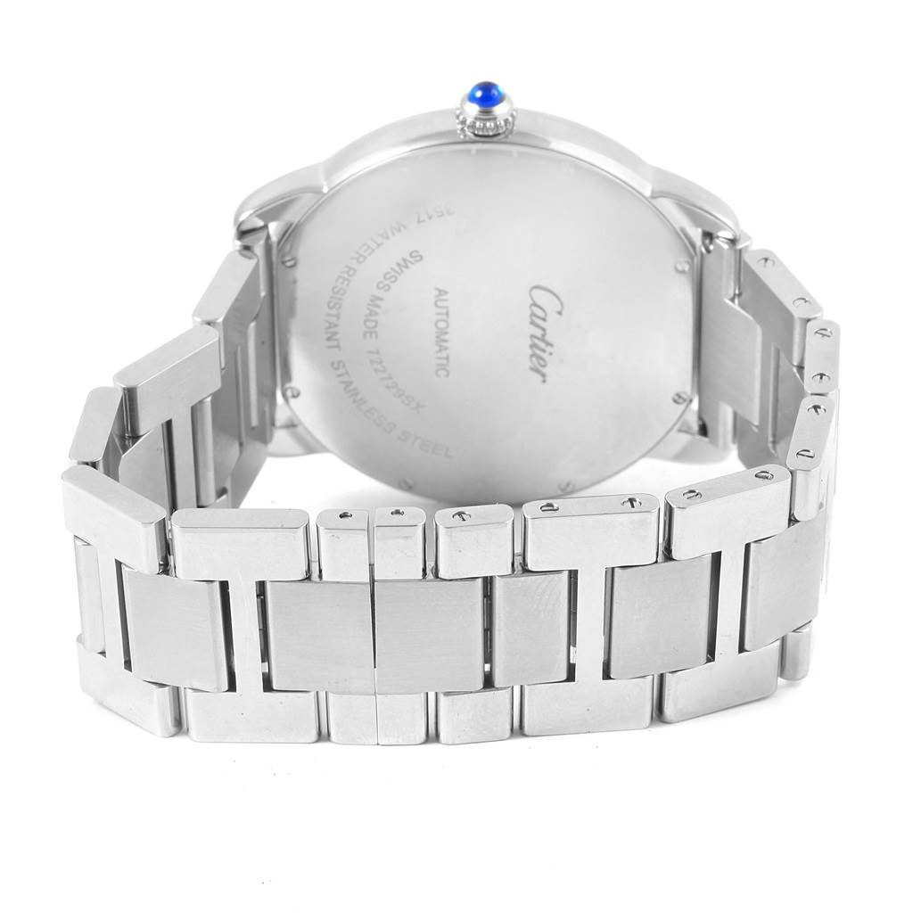 The image shows the back case and bracelet of the Cartier Ronde W6701011 Men
s Stainless Steel Silver Dial W6701011 Men
s Stainless Steel Silver Dial watch, highlighting the metal links and case back details.