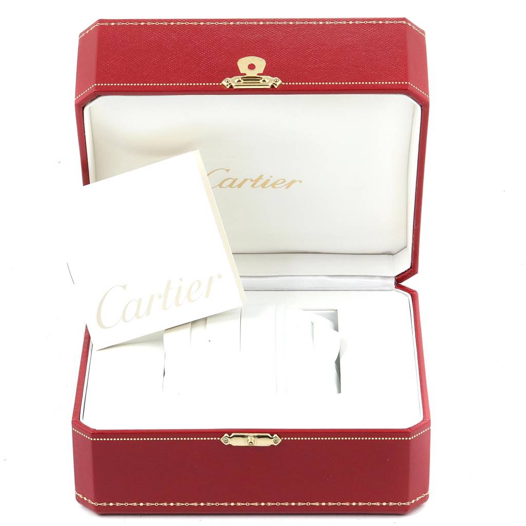 The image shows a red Cartier box with white interior, likely for the Ronde model watch, and includes a booklet.