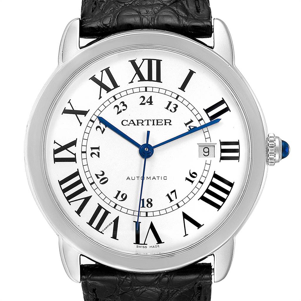 This image shows a close-up, front view of the dial and bezel of the Cartier Ronde W6701010 Men
s Stainless Steel Silver Dial W6701010 Men
s Stainless Steel Silver Dial model watch.