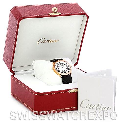 The image shows a Cartier Ronde W6800251 Men's Rose Gold Silver Dial W6800251 Men's Rose Gold Silver Dial model watch in an open red Cartier box alongside its manual.