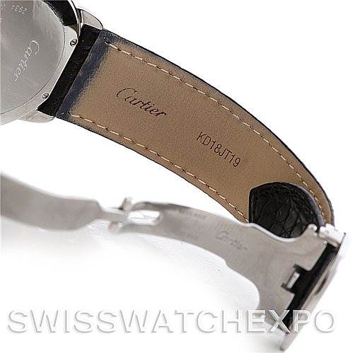 This image shows the back of the Cartier Ronde W6700255 Men
s Stainless Steel Silver Dial W6700255 Men
s Stainless Steel Silver Dial watch and a close-up of the leather strap and clasp.