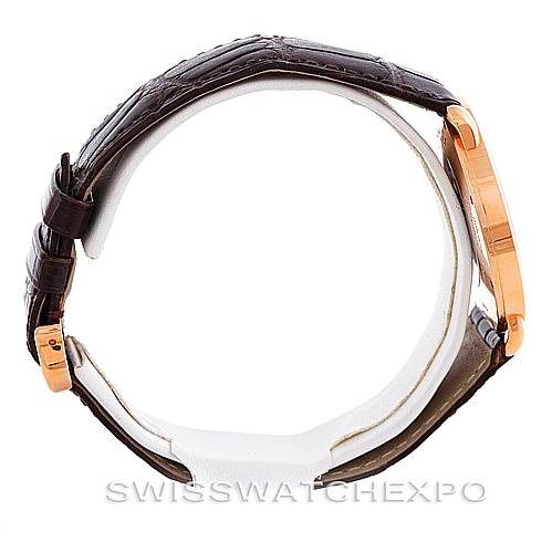 This image shows a side view of the Cartier Ronde W6800251 Men's Rose Gold Silver Dial W6800251 Men's Rose Gold Silver Dial model watch, highlighting its strap and case.