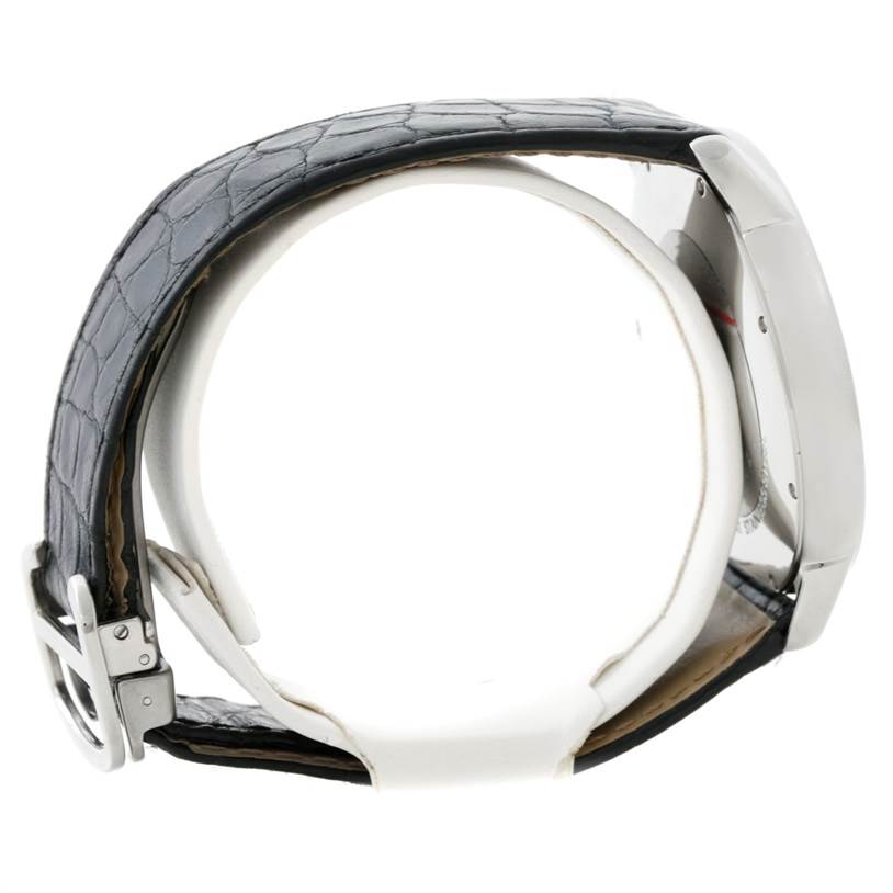 The image shows a side angle of a Cartier Ronde W6701010 Men
s Stainless Steel Silver Dial W6701010 Men
s Stainless Steel Silver Dial model watch focusing on the strap and case.