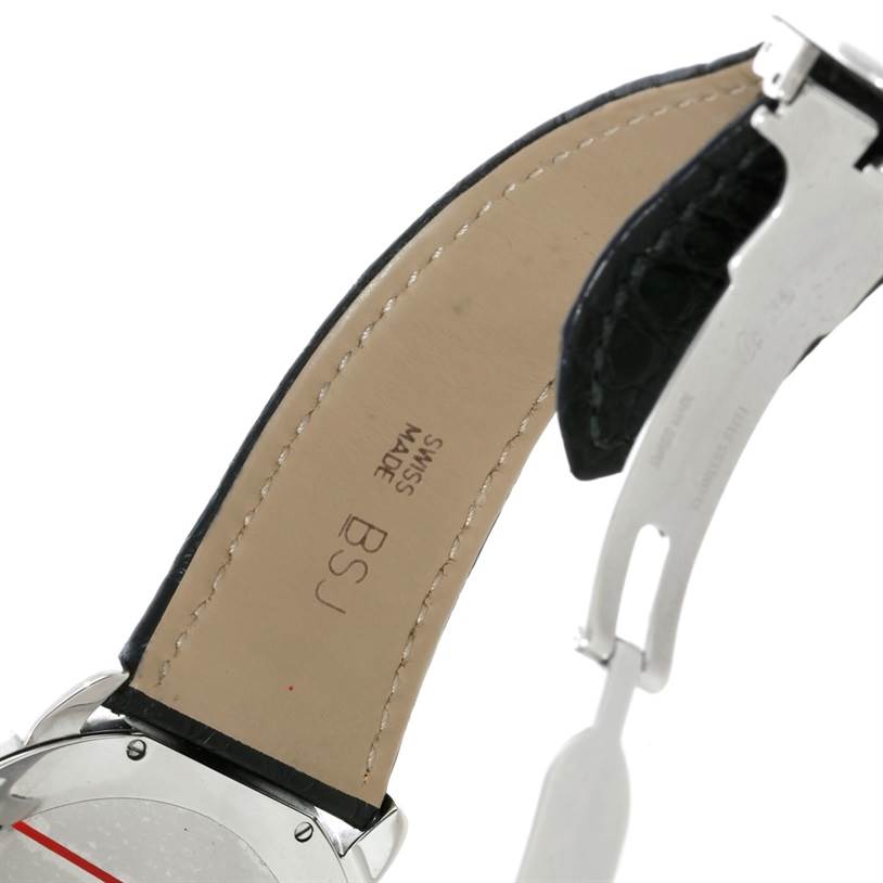 The image shows the underside of the strap and part of the clasp of a Cartier Ronde W6701010 Men's Stainless Steel Silver Dial W6701010 Men's Stainless Steel Silver Dial watch.