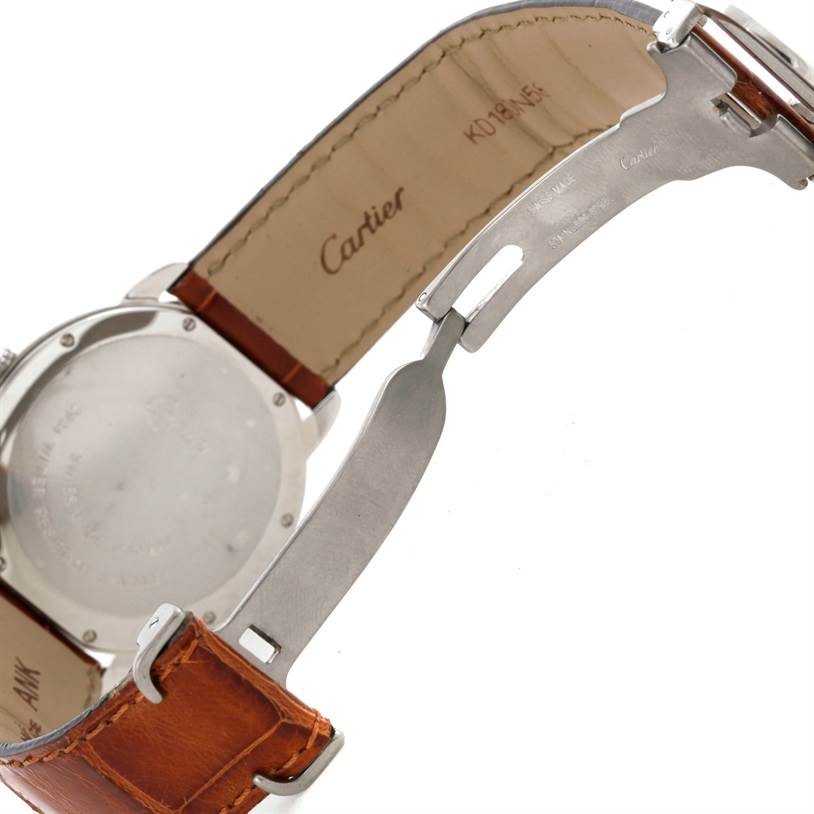 This image shows the backside and clasp of a Cartier Ronde W6700255 Stainless Steel Silver Dial W6700255 Stainless Steel Silver Dial watch with a brown leather strap.