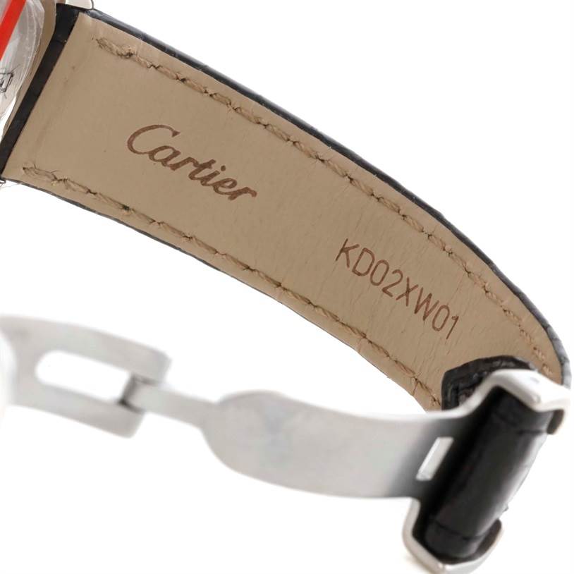 This image shows the underside of the leather strap and part of the clasp of a Cartier Ronde W6700155 Women
s Stainless Steel Silver Dial W6700155 Women
s Stainless Steel Silver Dial watch.