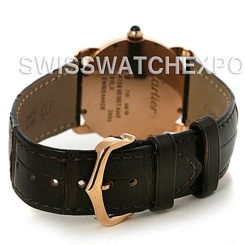 The image shows the back view of a Cartier Ronde W6800151 Women
s Rose Gold Silver Dial W6800151 Women
s Rose Gold Silver Dial watch, focusing on the leather strap and buckle.