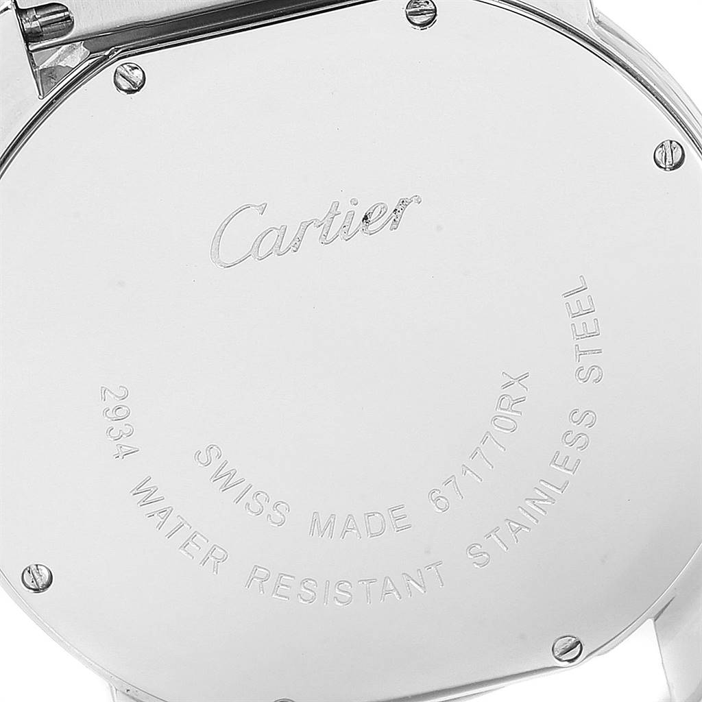 This photo shows the back case of a Cartier Ronde W6701005 Men
s Stainless Steel Silver Dial W6701005 Men
s Stainless Steel Silver Dial watch, highlighting branding and specifications.