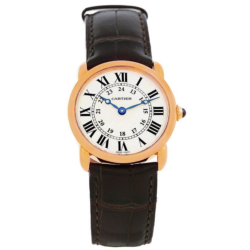 The image shows the face of a Cartier Ronde W6800151 Men
s Rose Gold Silver Dial W6800151 Men
s Rose Gold Silver Dial model watch, including its dial, hands, and leather strap, from a front angle.