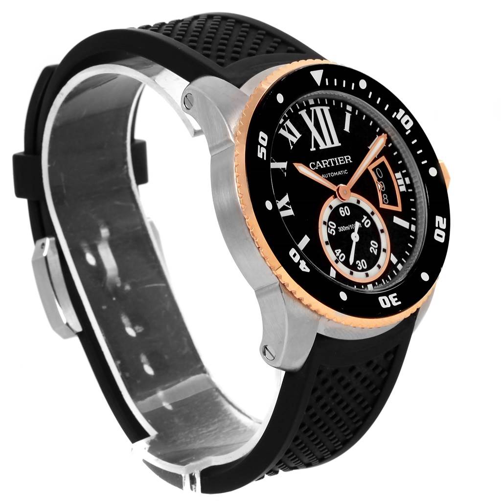 The image shows a side view of the Calibre de Cartier model by Cartier, displaying the watch face, bezel, and strap.