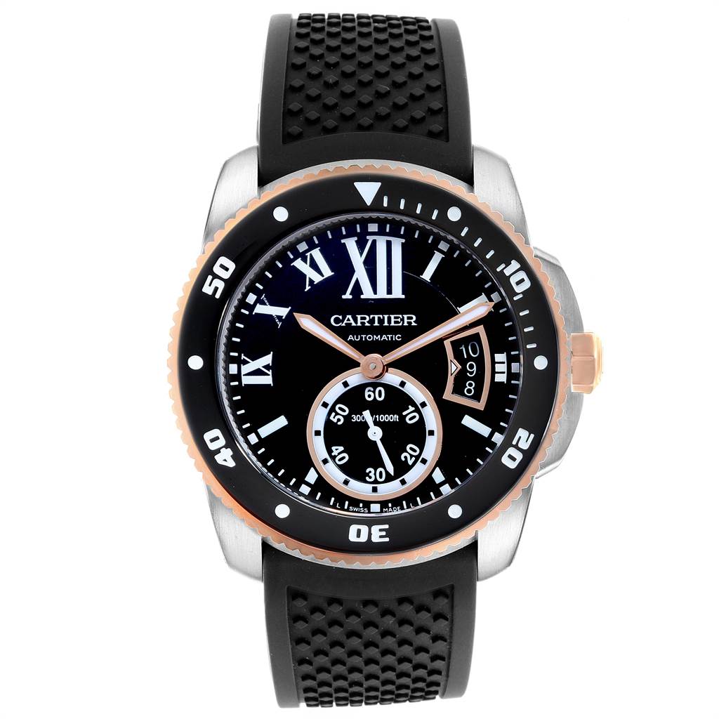 The image shows a front view of the Calibre de Cartier watch by Cartier, highlighting the dial, bezel, and strap.