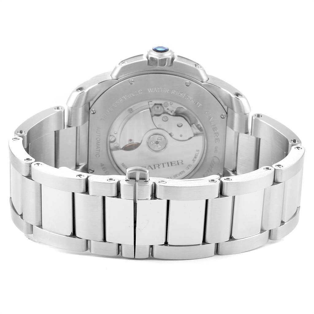 This image displays the back view and bracelet of a Calibre de Cartier model by Cartier.