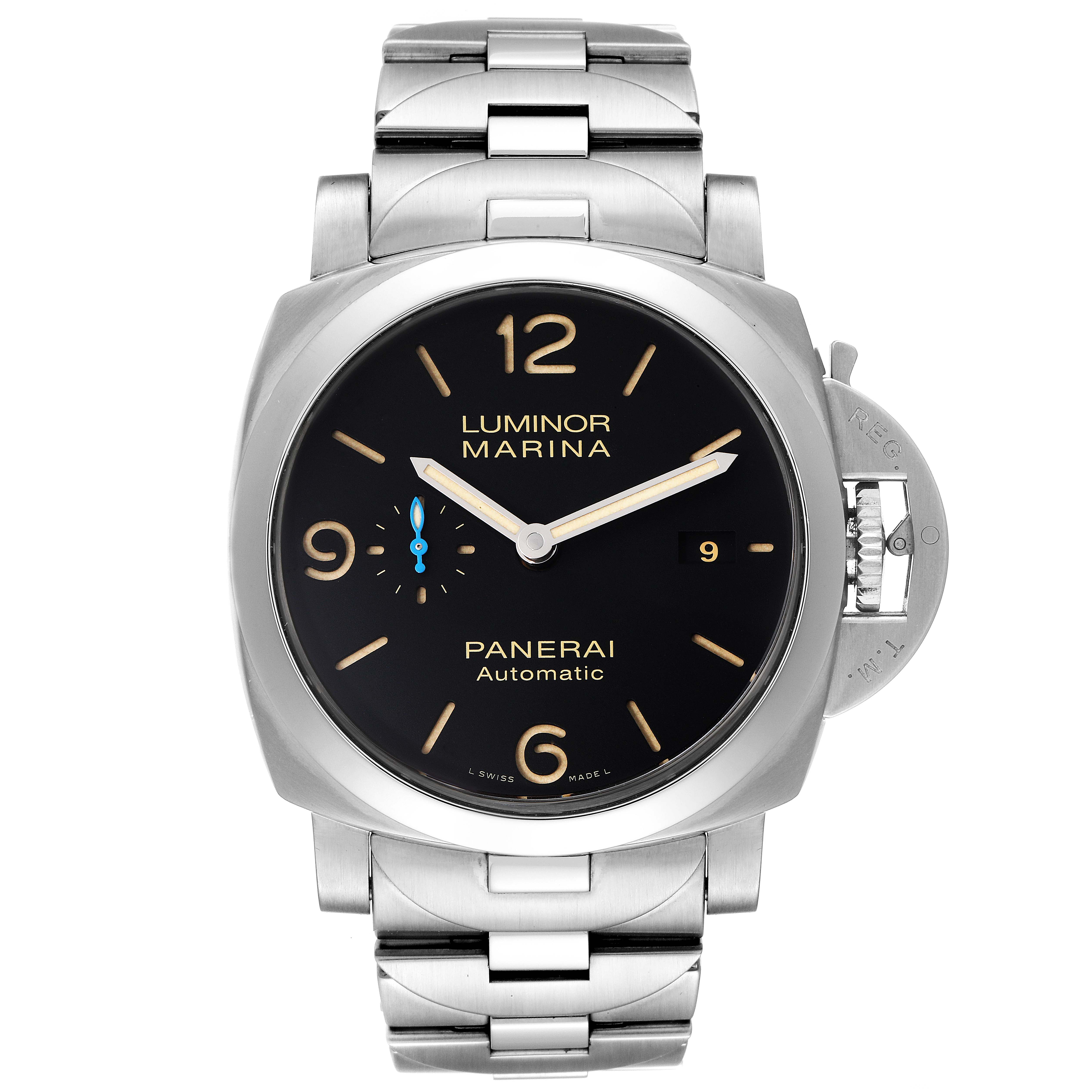This image shows a front view of a Panerai Luminor PAM00723 Men
s Stainless Steel Black Dial PAM00723 Men
s Stainless Steel Black Dial watch, highlighting its face, bezel, and bracelet.