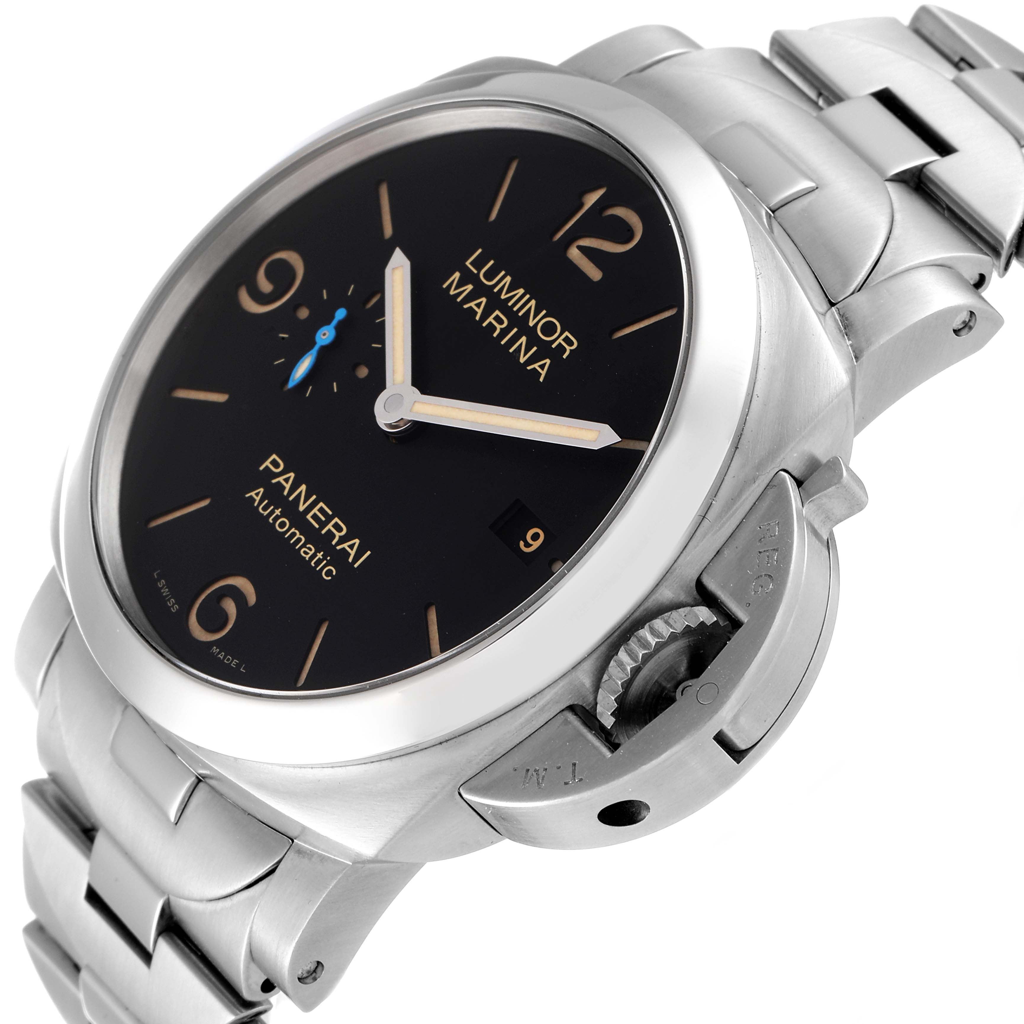 The image shows a close-up, angled view of a Panerai Luminor PAM00723 Men
s Stainless Steel Black Dial PAM00723 Men
s Stainless Steel Black Dial Marina watch, highlighting its dial, bezel, and stainless steel bracelet.