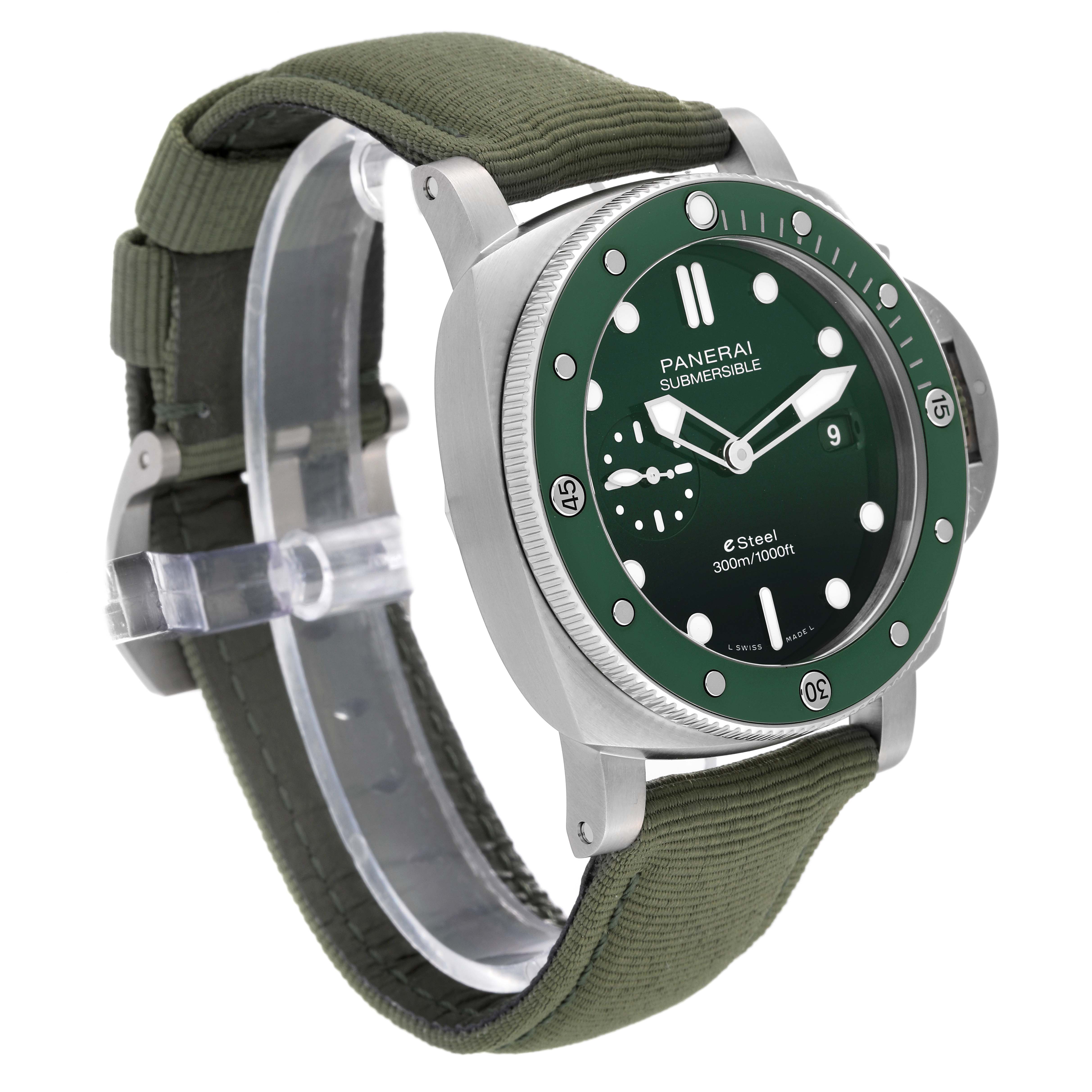 This image shows a Panerai Submersible PAM01287 Men's Stainless Steel Green Dial PAM01287 Men's Stainless Steel Green Dial watch from a front angle highlighting the dial, bezel, case, and strap.