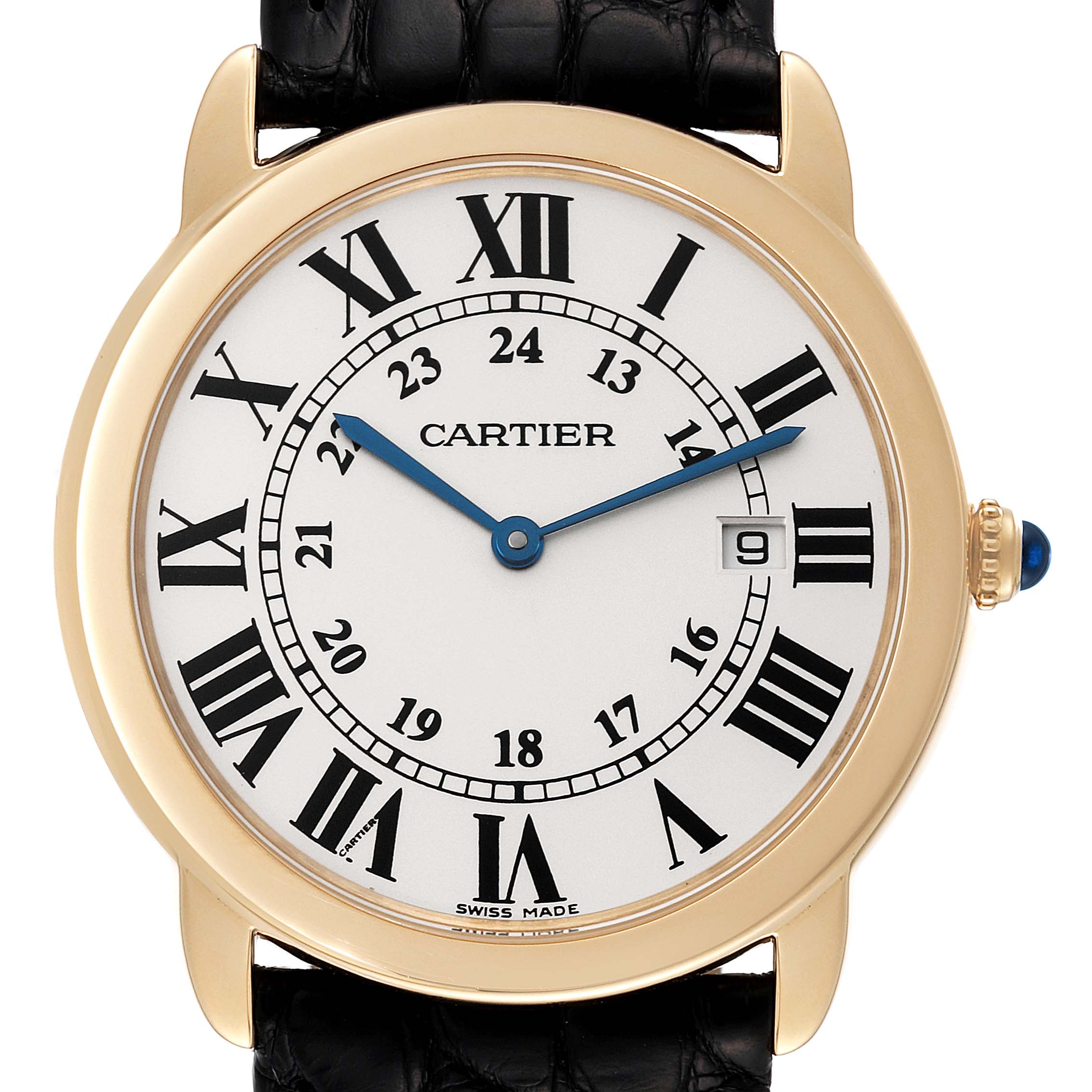The image shows a straight-on view of the Cartier Ronde W6700455 Men
s Yellow Gold Silver Dial W6700455 Men
s Yellow Gold Silver Dial watch, highlighting its dial, Roman numerals, hands, and crown.