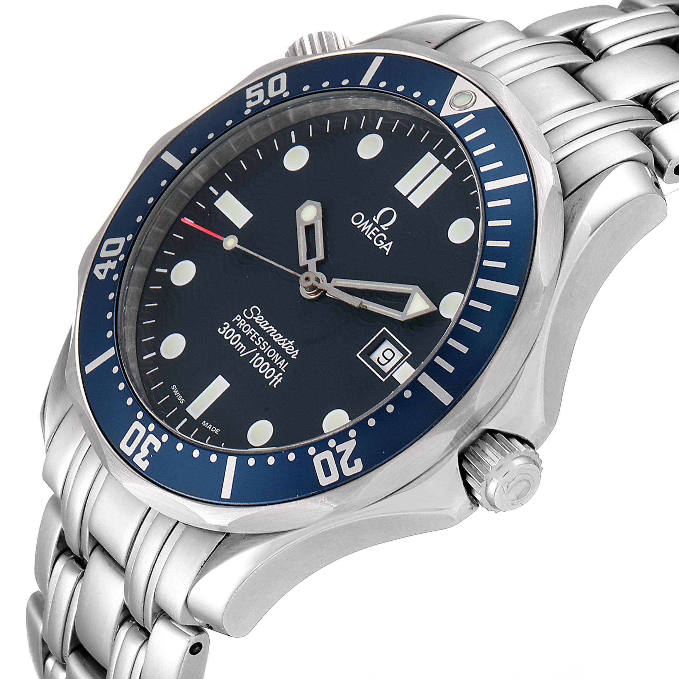 This image shows an Omega Seamaster 2541.80.00 Men
s Stainless Steel Blue Dial 2541.80.00 Men
s Stainless Steel Blue Dial watch from a three-quarter angle, highlighting the face, bezel, crown, and bracelet.