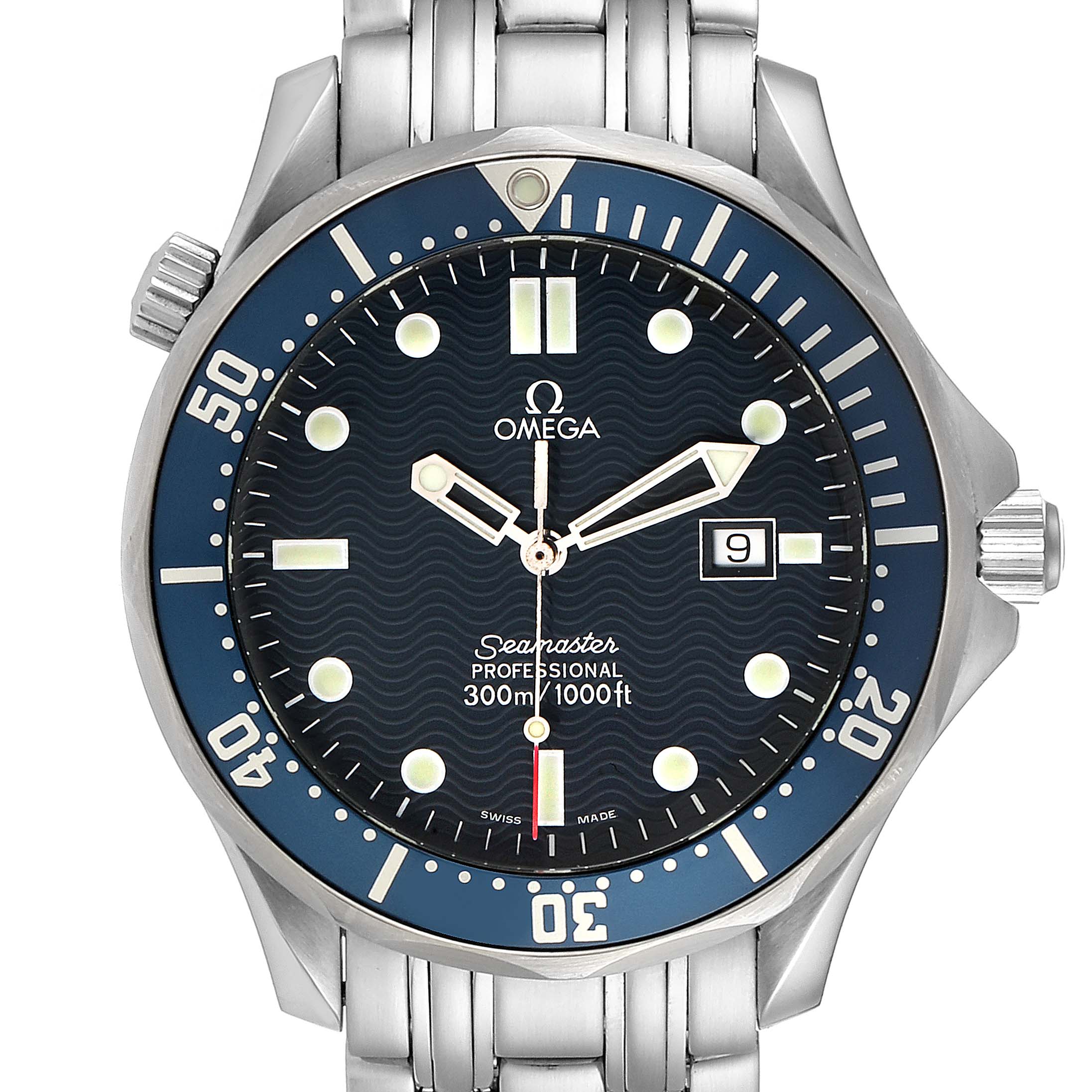 This image shows a front view of the Omega Seamaster 2541.80.00 Men
s Stainless Steel Blue Dial 2541.80.00 Men
s Stainless Steel Blue Dial watch, highlighting the dial, bezel, hands, and bracelet.