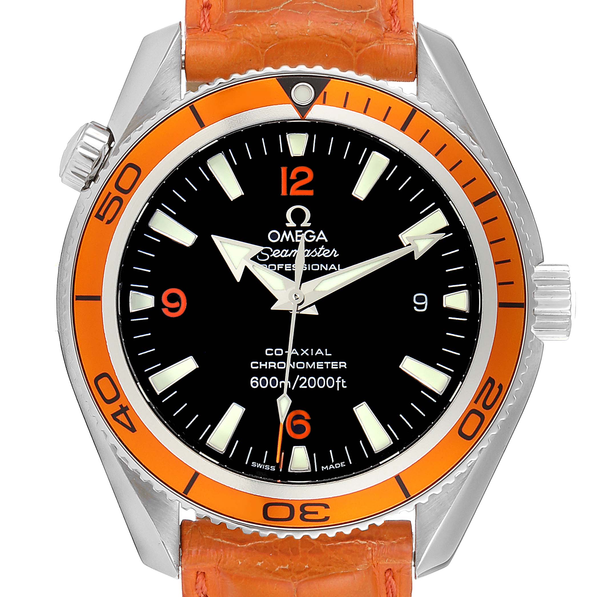 This image shows a front view of the Omega Planet Ocean 2909.50.38 Men
s Stainless Steel Black Dial 2909.50.38 Men
s Stainless Steel Black Dial watch, highlighting the orange bezel, dial, and crown.