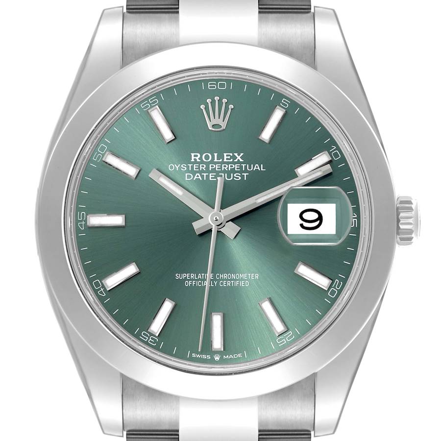 This image shows a frontal view of the Rolex Datejust 41 watch, highlighting the green dial, date window, and markers.