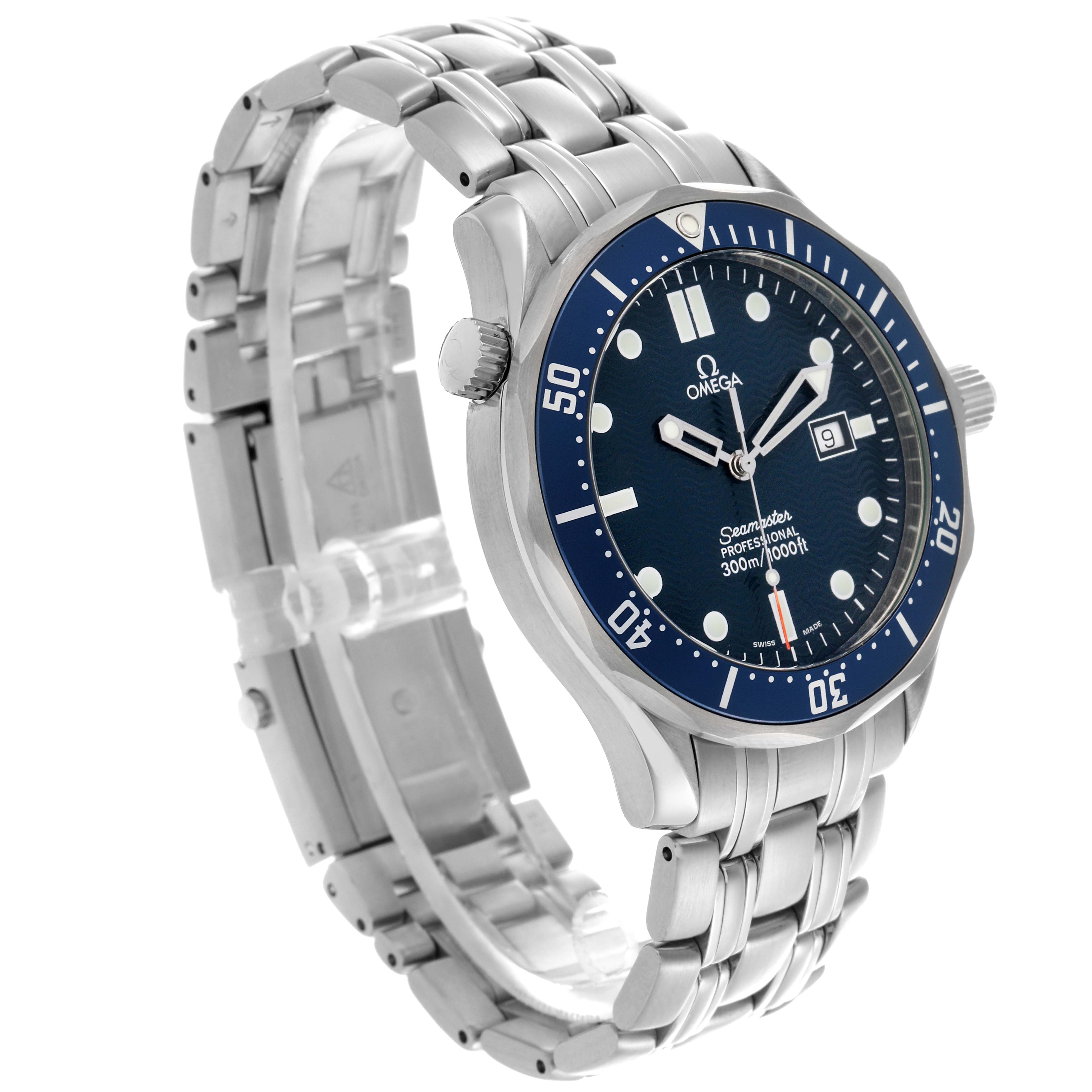 The image shows an Omega Seamaster 2541.80.00 Men
s Stainless Steel Blue Dial 2541.80.00 Men
s Stainless Steel Blue Dial watch at a three-quarter angle, revealing the face, bezel, crown, and bracelet.