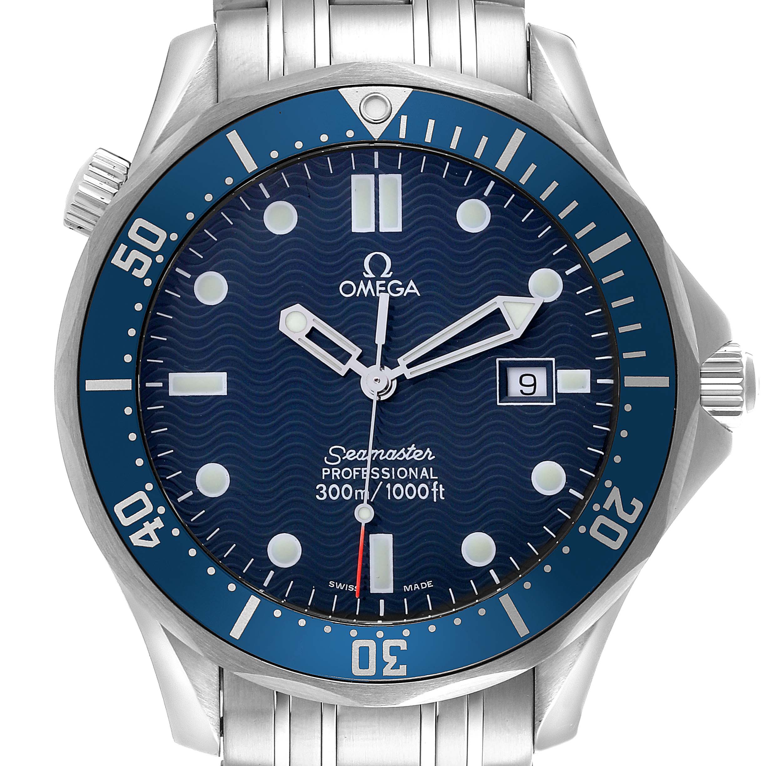 The Omega Seamaster 2541.80.00 Men
s Stainless Steel Blue Dial 2541.80.00 Men
s Stainless Steel Blue Dial watch is shown from the front, highlighting its dial, bezel, hands, and bracelet.