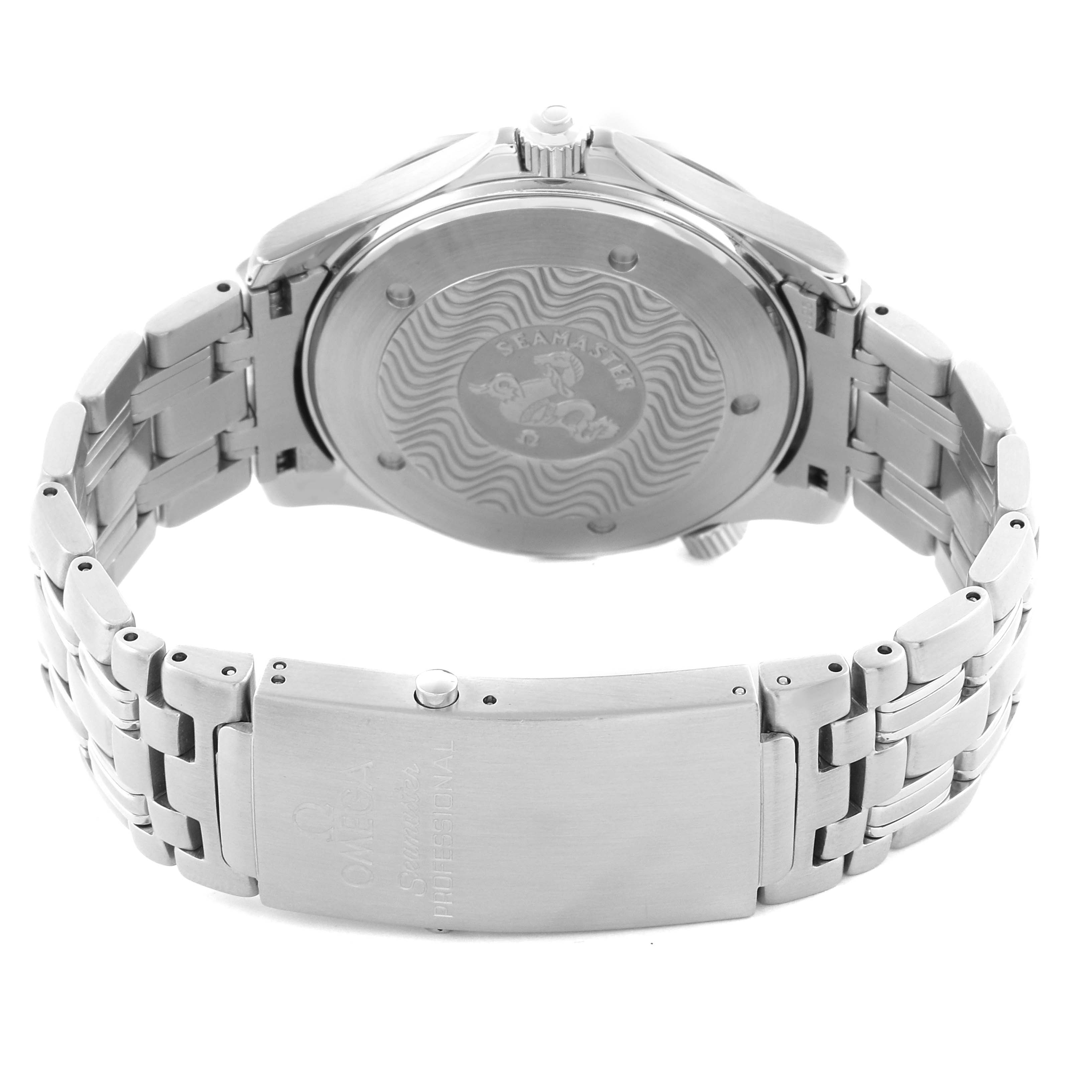 The image shows the back case and bracelet of an Omega Seamaster 2541.80.00 Men
s Stainless Steel Blue Dial 2541.80.00 Men
s Stainless Steel Blue Dial watch, highlighting the clasp and engraved case back.