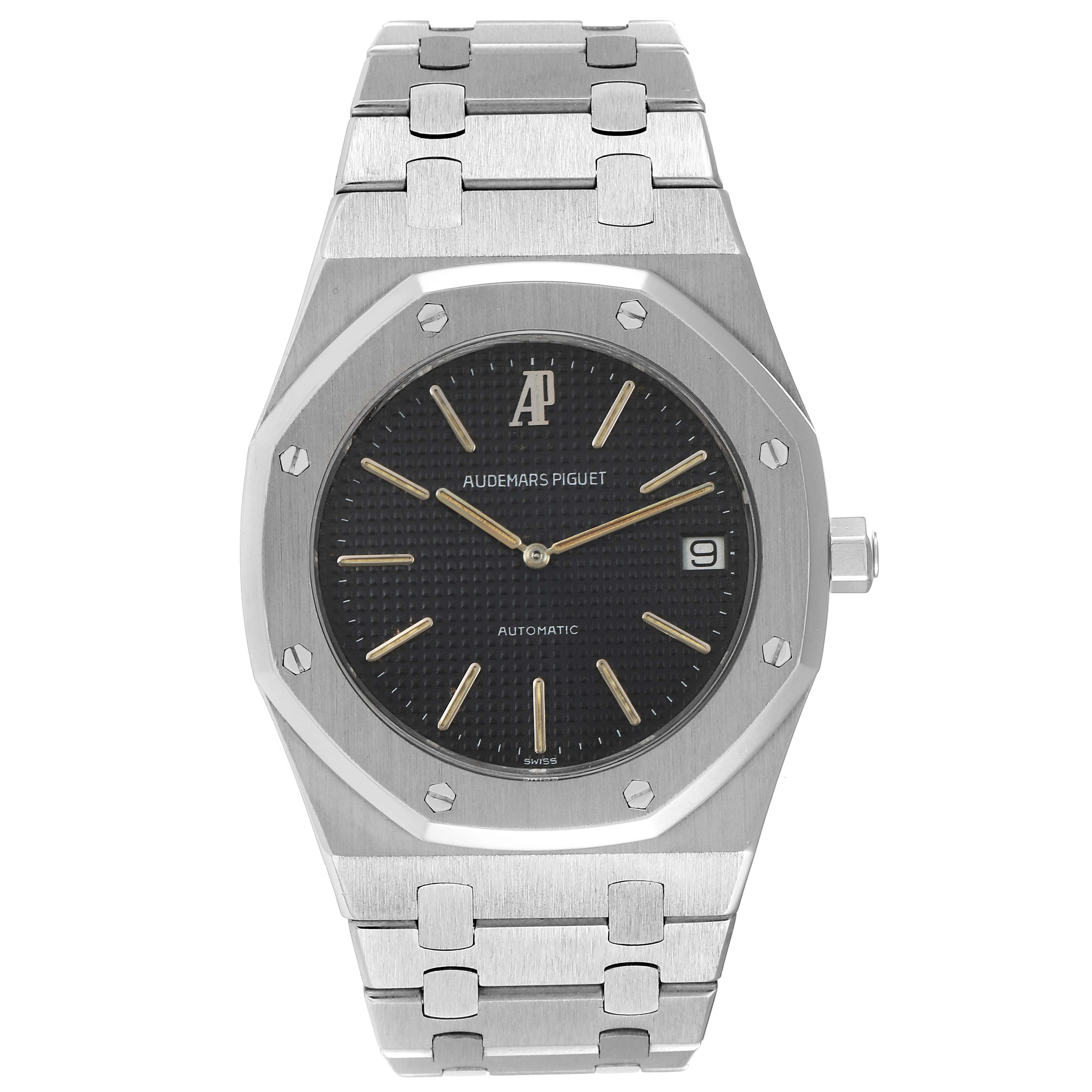 The image shows a frontal view of an Audemars Piguet Royal Oak 5402ST Men's Stainless Steel Black Dial 5402ST Men's Stainless Steel Black Dial watch, highlighting its face, bezel, and bracelet.