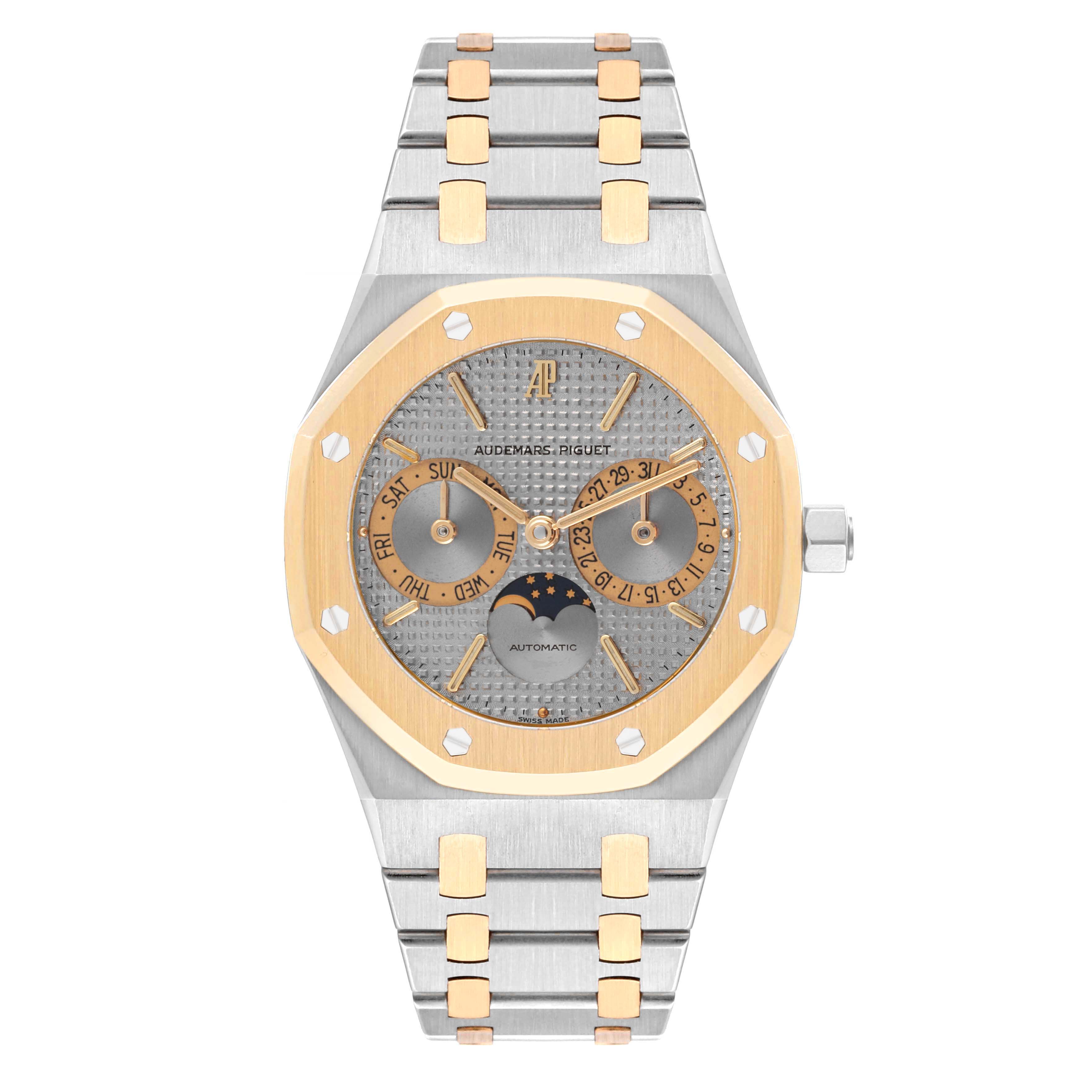 This image shows a front view of the Audemars Piguet Royal Oak 25594SA Men's Steel and Gold (two tone) Silver Dial 25594SA Men's Steel and Gold (two tone) Silver Dial watch, highlighting its dial, case, bezel, and bracelet.