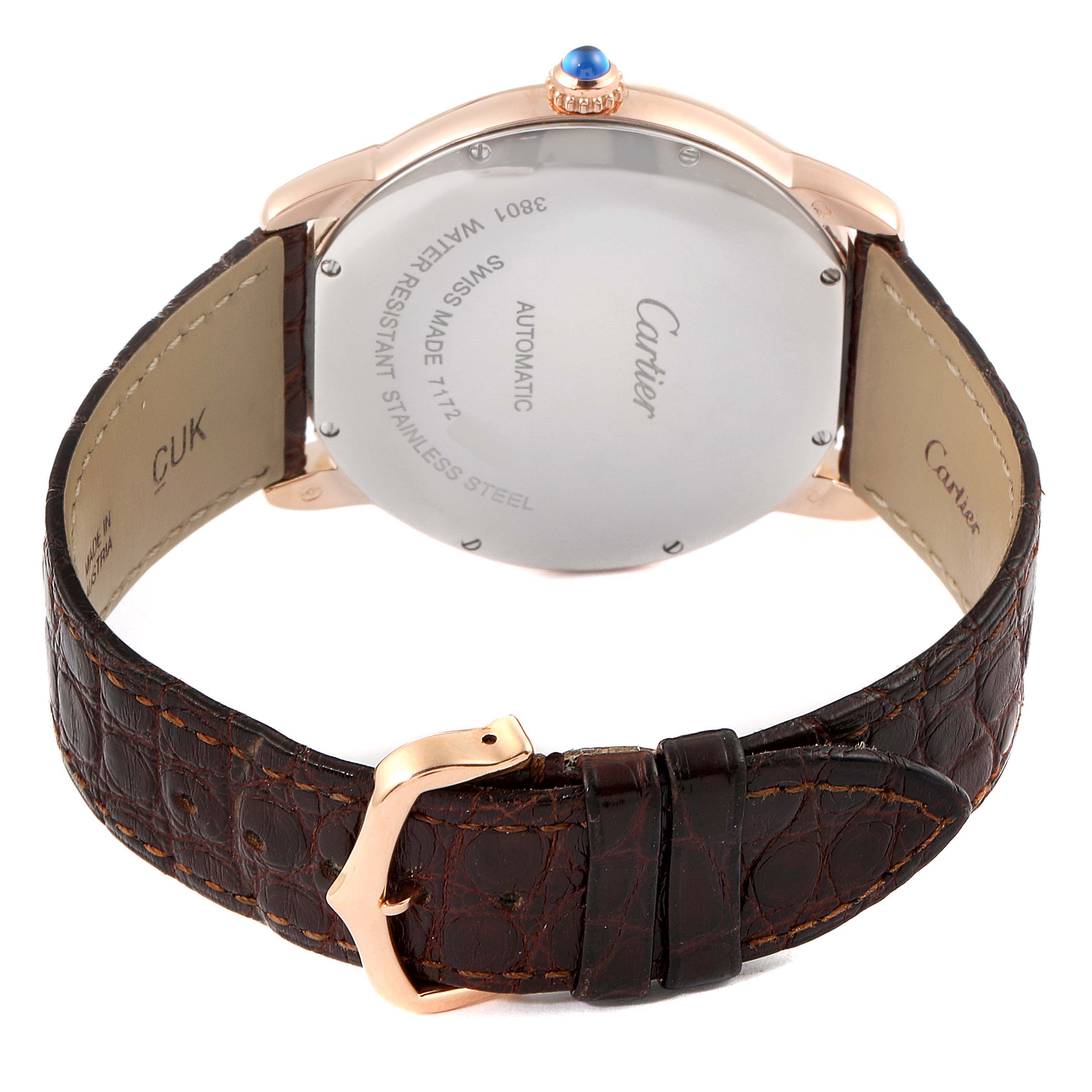 The image shows the back and strap of a Cartier Ronde W6701009 Men's Rose Gold Silver Dial W6701009 Men's Rose Gold Silver Dial watch, featuring a leather band and a visible case back.