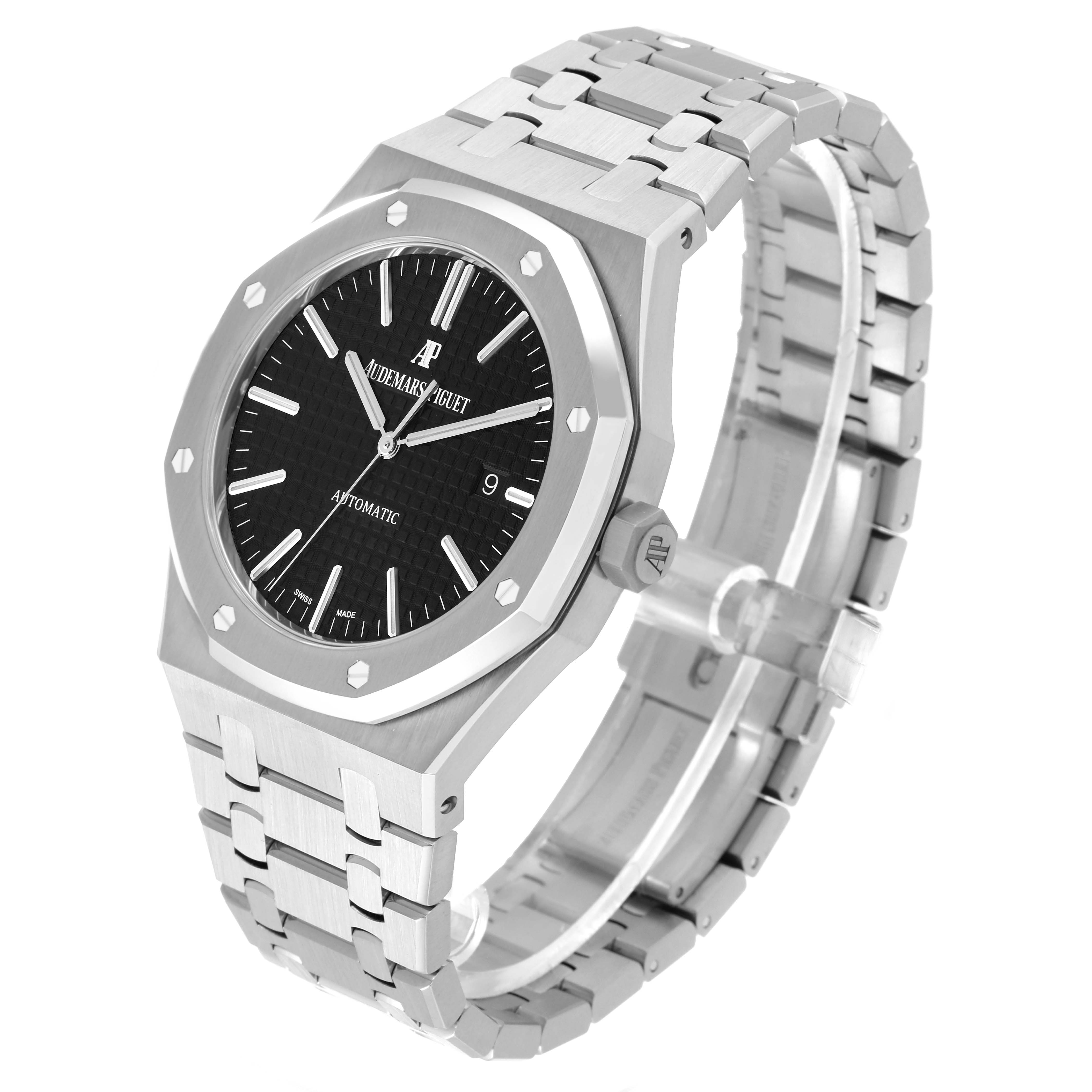 The image shows an angled view of the Audemars Piguet Royal Oak 15400ST.OO.1220ST.01 Men's Stainless Steel Black Dial 15400ST.OO.1220ST.01 Men's Stainless Steel Black Dial, highlighting the watch face, bezel, crown, and bracelet.