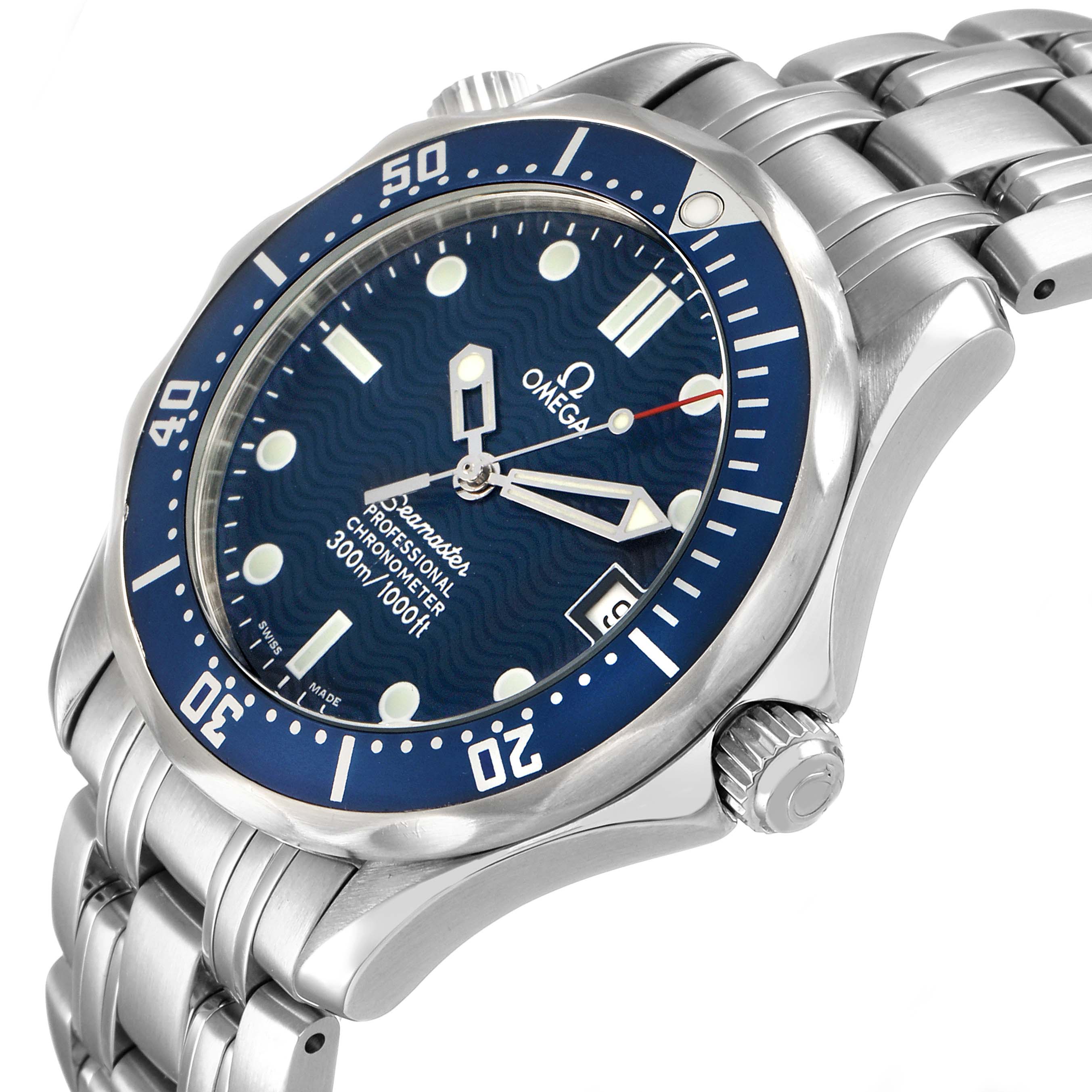 The image shows the Omega Seamaster 2551.80.00 Men's Stainless Steel Blue Dial watch at a 3/4 angle, highlighting the dial, bezel, crown, and stainless steel bracelet.