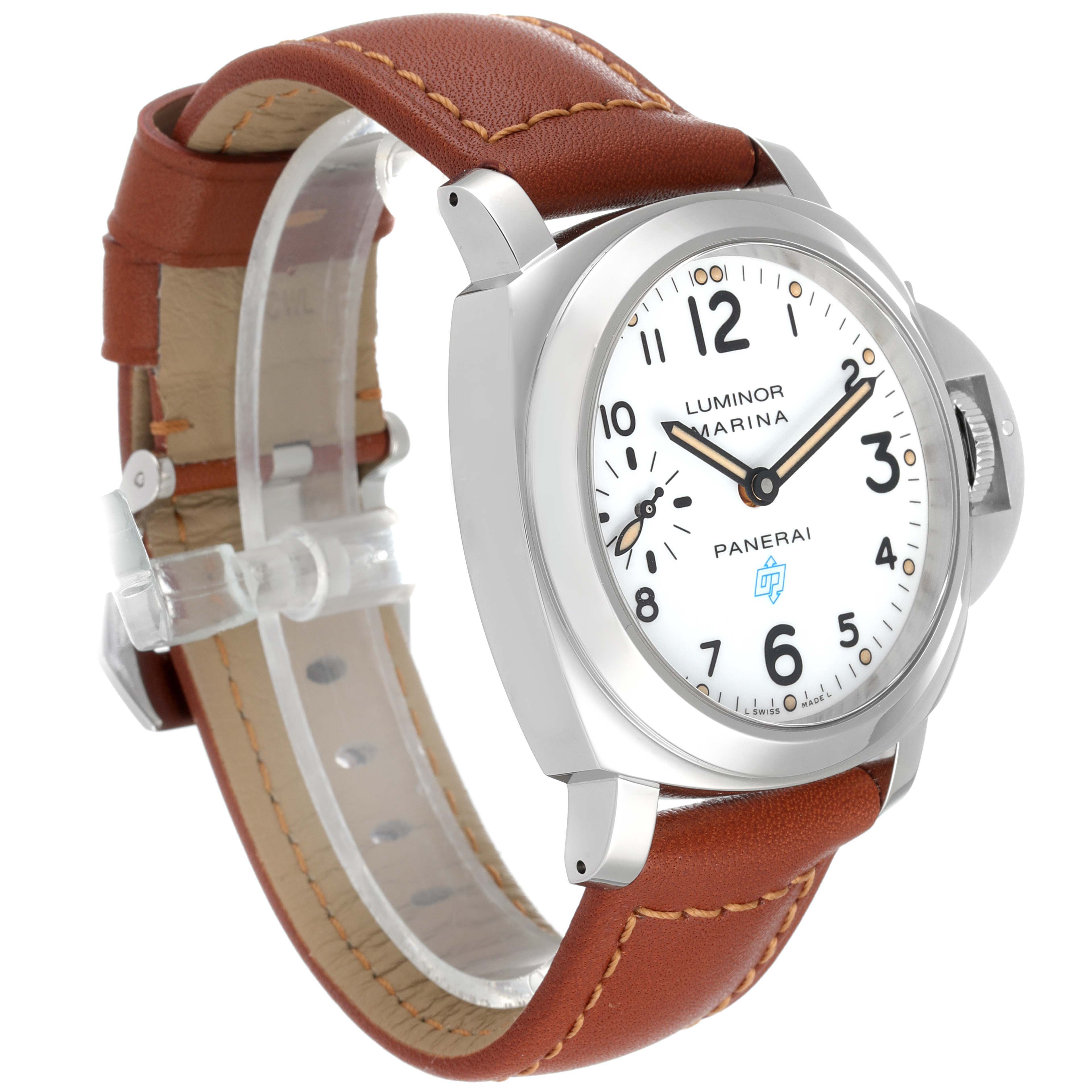 The image shows a Panerai Luminor PAM00660 Men
s Stainless Steel White Dial PAM00660 Men
s Stainless Steel White Dial watch at a front angle with a brown leather strap and a white dial.