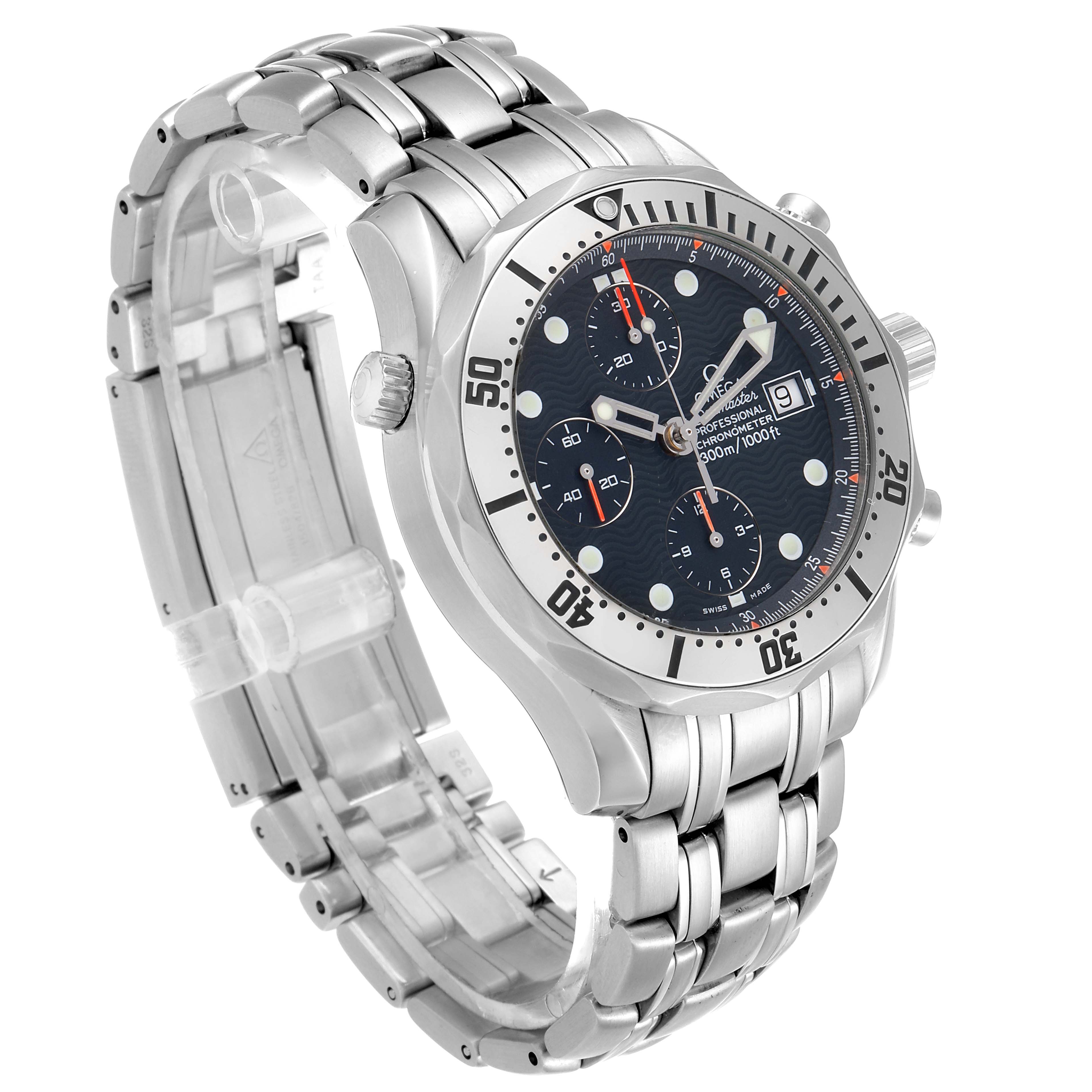 The image shows a stainless steel Omega Seamaster 2598.80.00 Men
s Stainless Steel Blue Dial 2598.80.00 Men
s Stainless Steel Blue Dial watch at a front-side angle, highlighting its dial, bezel, and bracelet.