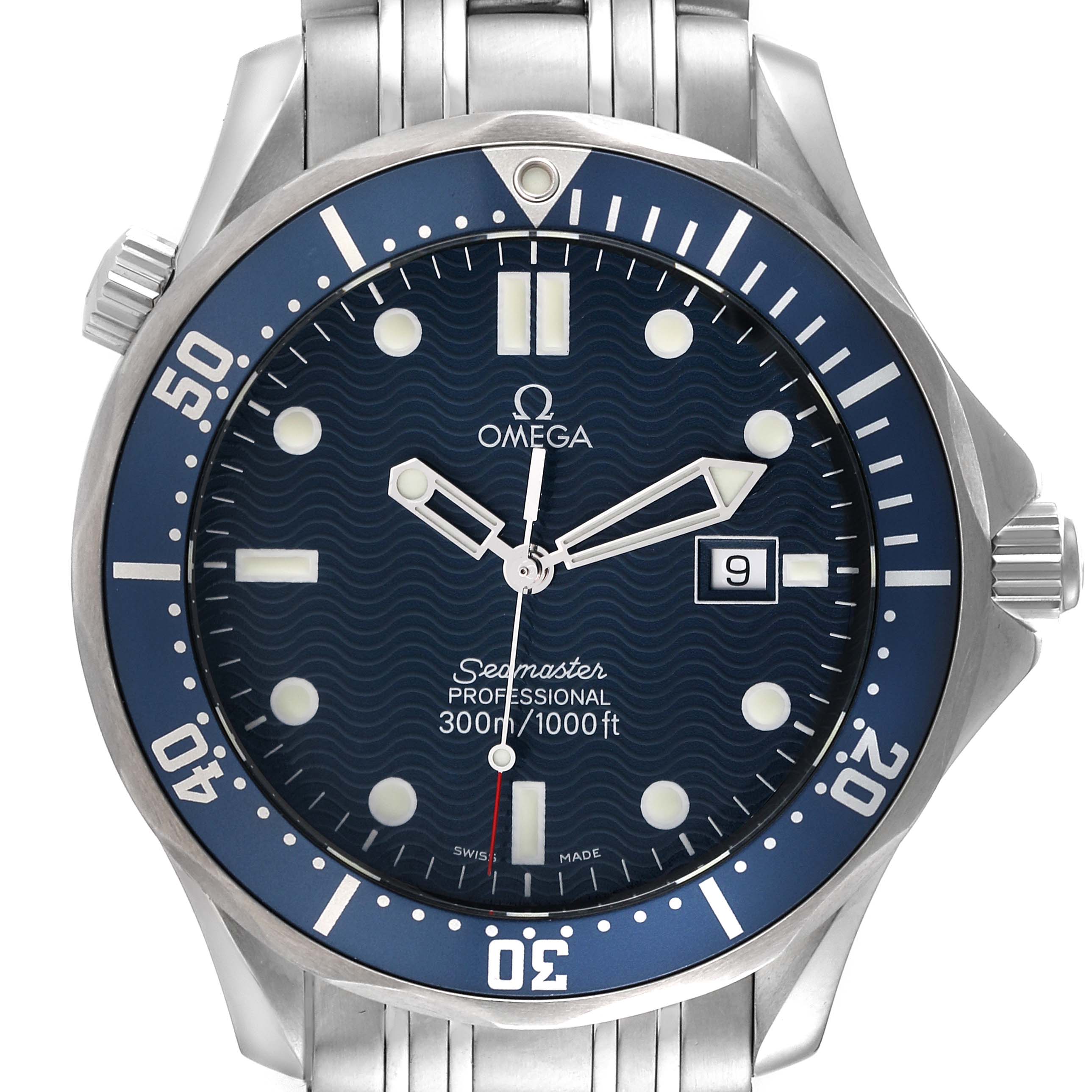 The image shows a front view of an Omega Seamaster 2541.80.00 Men's Stainless Steel Blue Dial 2541.80.00 Men's Stainless Steel Blue Dial watch, highlighting its blue dial, rotating bezel, and stainless steel bracelet.