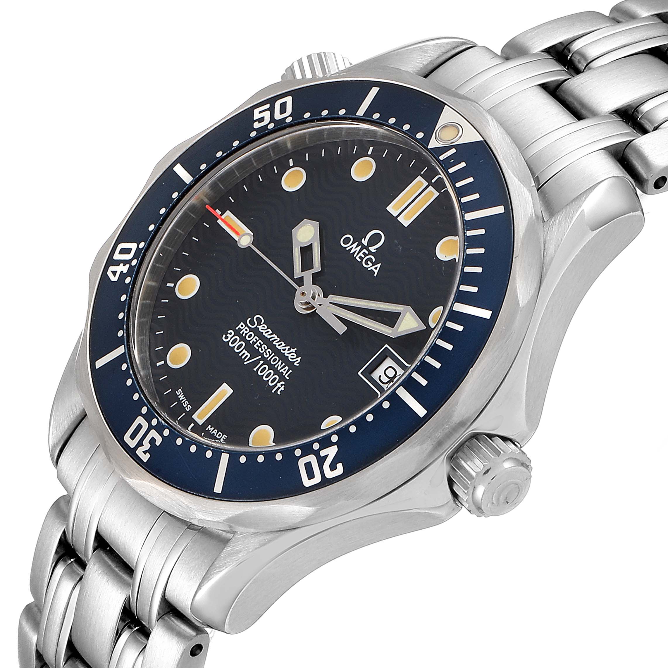 This image shows a close-up angled view of the Omega Seamaster 2561.80.00 Men
s Stainless Steel Blue Dial 2561.80.00 Men
s Stainless Steel Blue Dial watch, displaying its dial, bezel, crown, and a portion of the bracelet.