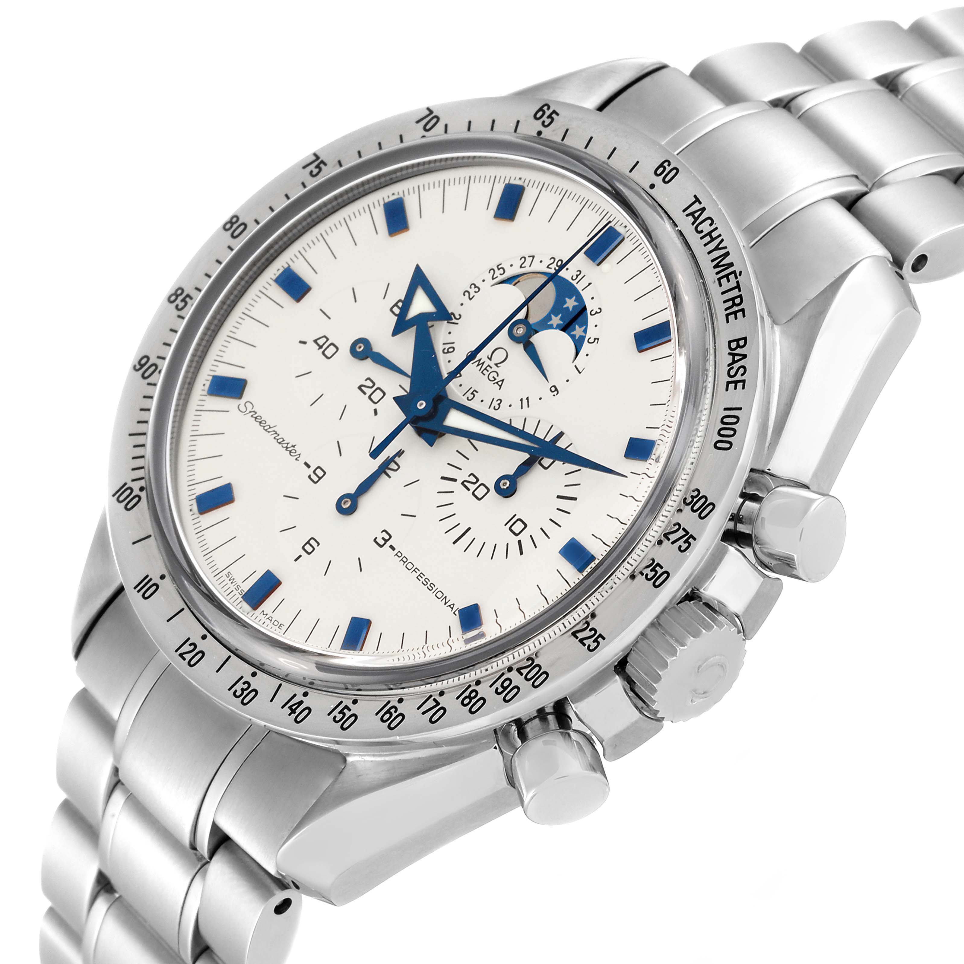 The image shows a close-up angle of an Omega Speedmaster 3575.20.00 Men's Stainless Steel White Dial 3575.20.00 Men's Stainless Steel White Dial watch, highlighting its face, bezel, crown, and bracelet.