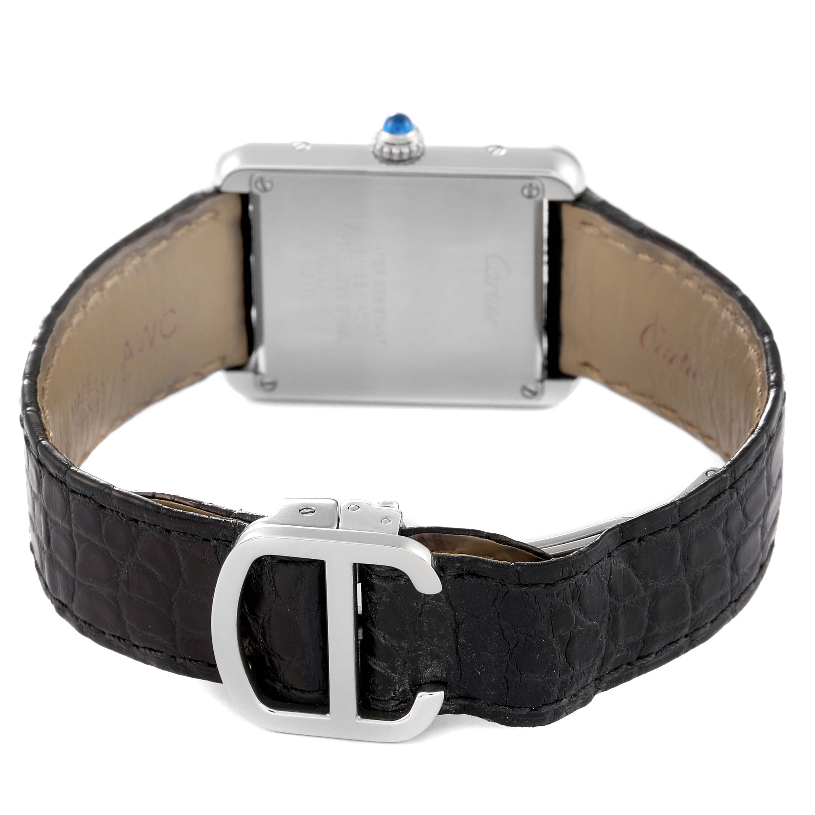 This image shows the back side of the Cartier Tank Solo W5200005 Women
s Stainless Steel Silver Dial W5200005 Women
s Stainless Steel Silver Dial watch, highlighting its clasp and leather strap.